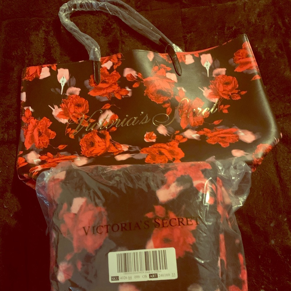 Victoria Secret matching blanket & tote